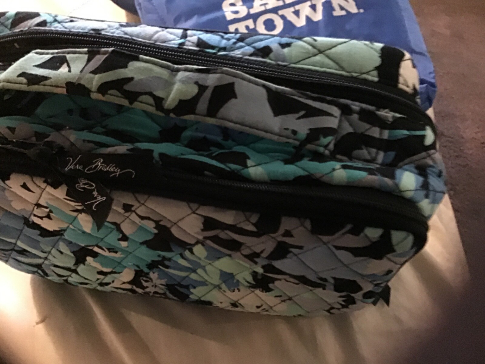 Vera Bradeley bag 8 in x 11 in Assorted colors. Previously owned.