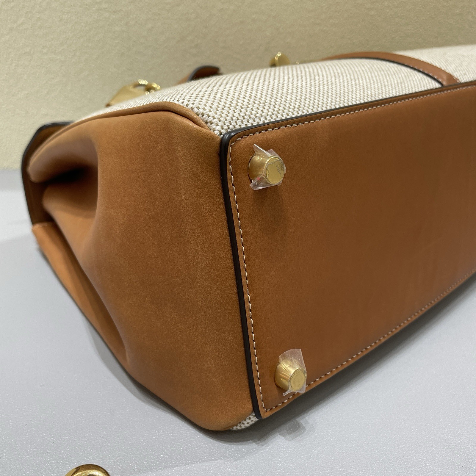 Celine Sac 16 leather handbag Very good Condition