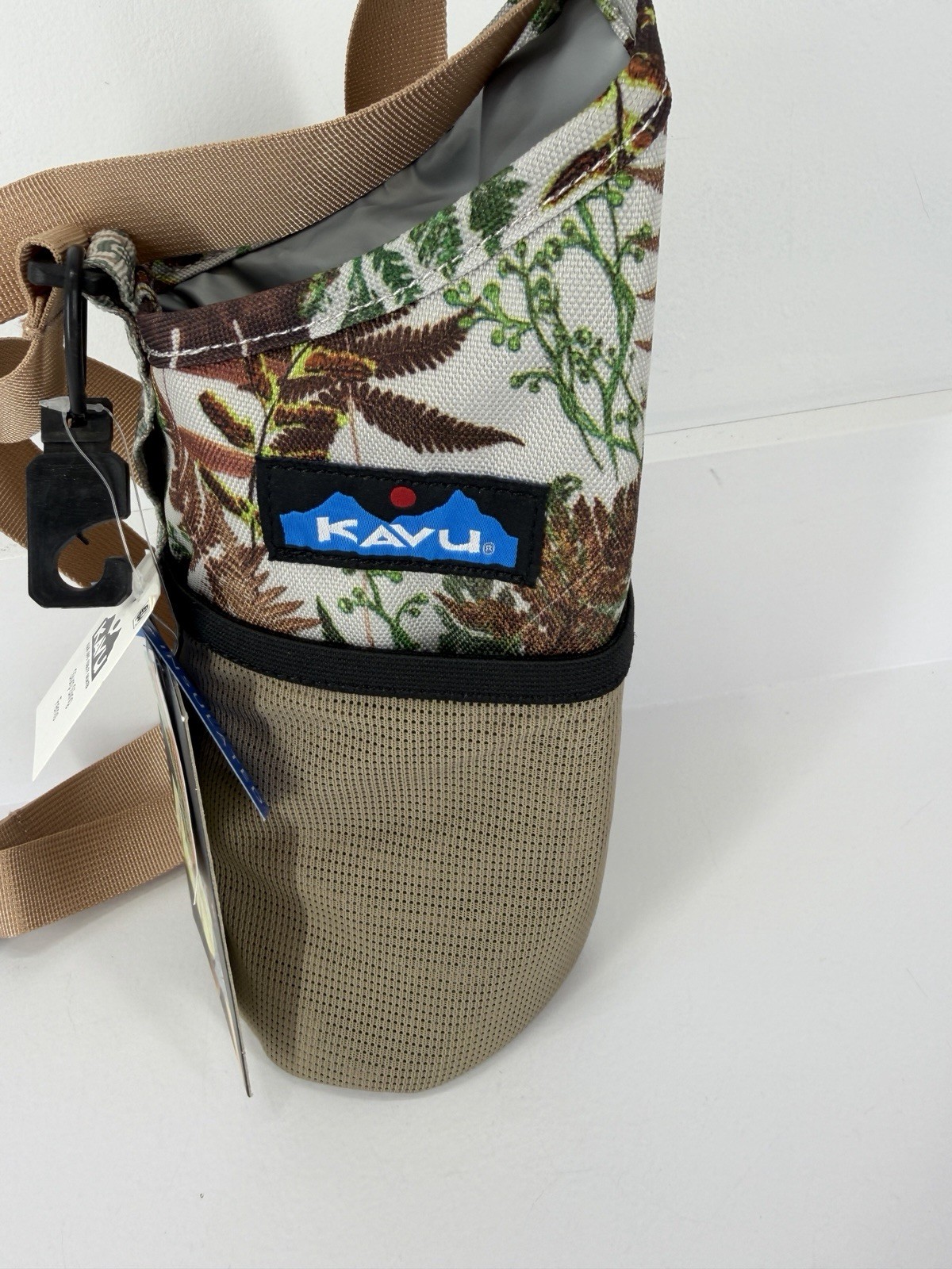 Kavu Slurp Sling Ferns Insulated Water Resistant Bottle Holder Crossbody W/Tags