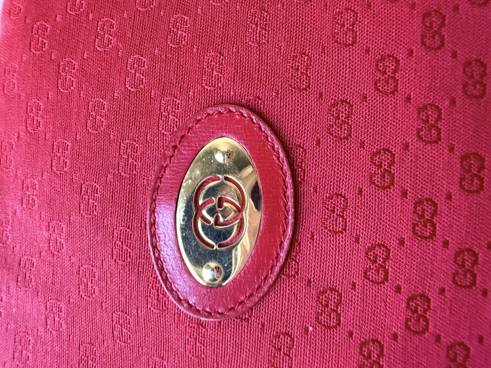 Vintage Gucci Accessory Collection Red Monogram Crossbody Bag