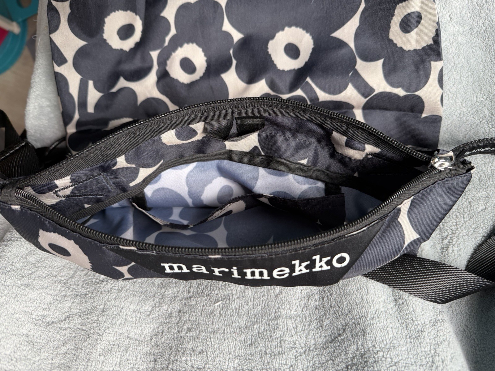 Marimekko Mini Unikko Neat Crossbody Medium Black Khaki New US Seller