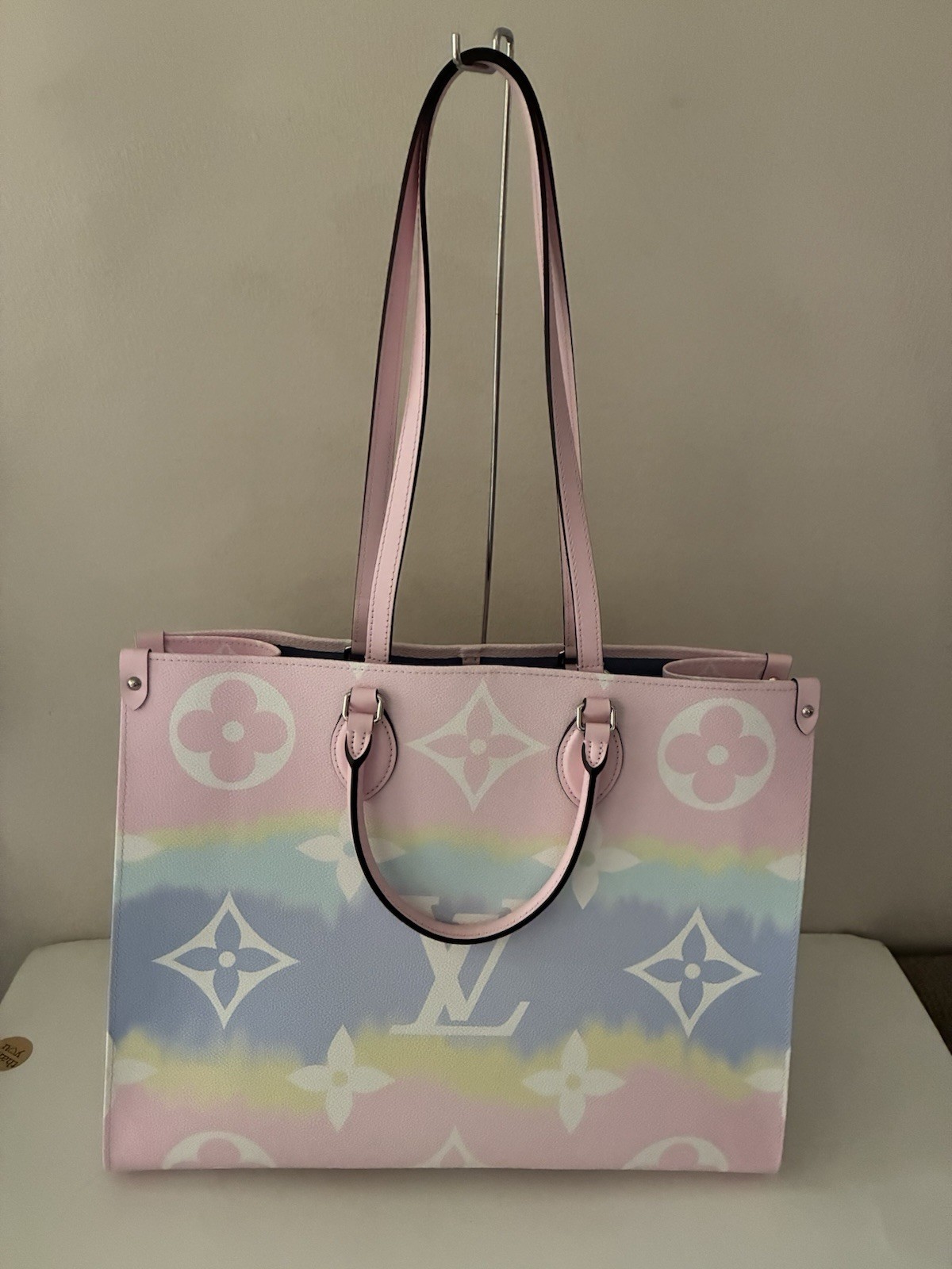 NEW-LOUIS VUITTON ESCALE OnTheGo GM PASTEL MONOGRAM TOTE BAG PURSE