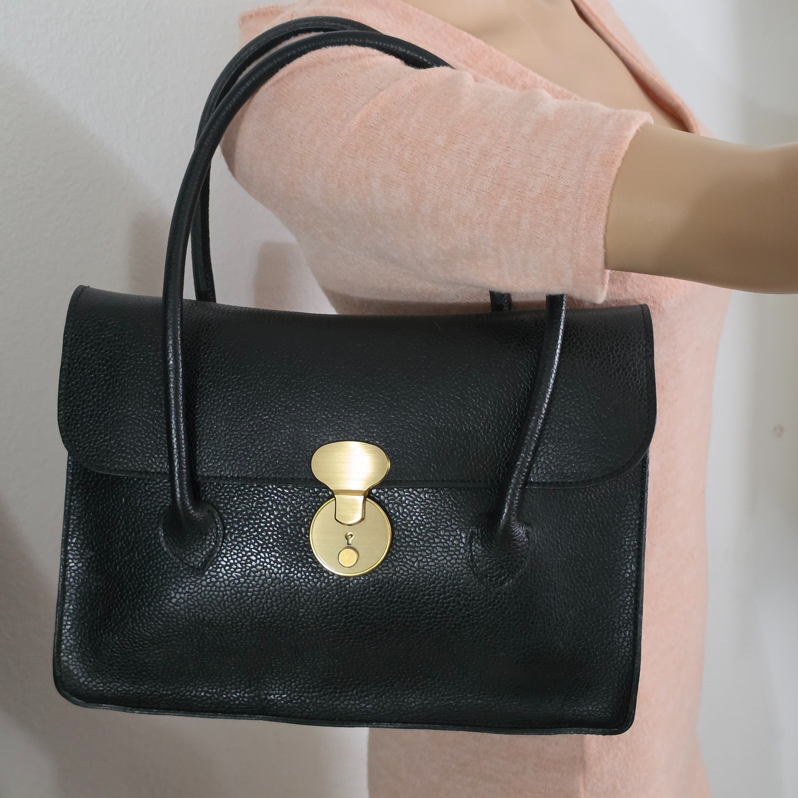 Vintage Mulberry Company Shoulder Purse Black Leather 12″ x 8.75″ x 4.5″ England
