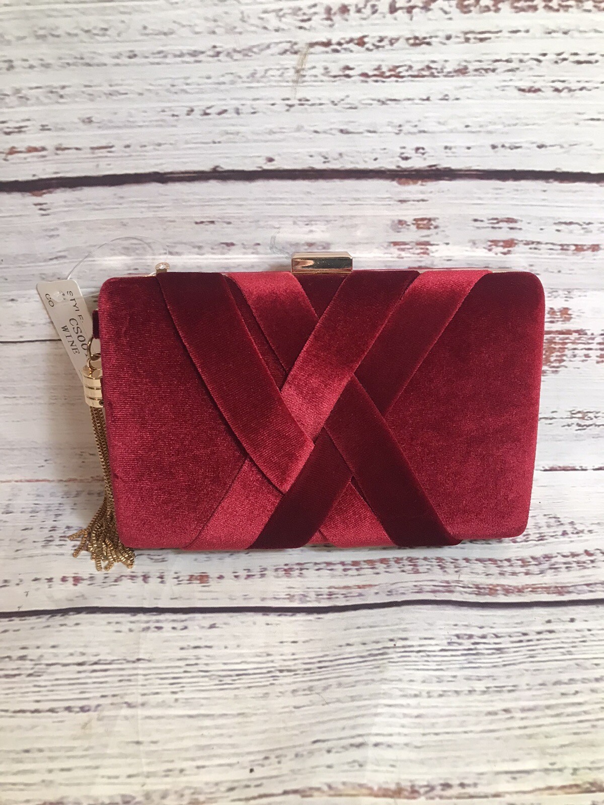 Cariedo Velour Velvet Wine Red and Gold Clutch detachable strap NEW Tag Defects