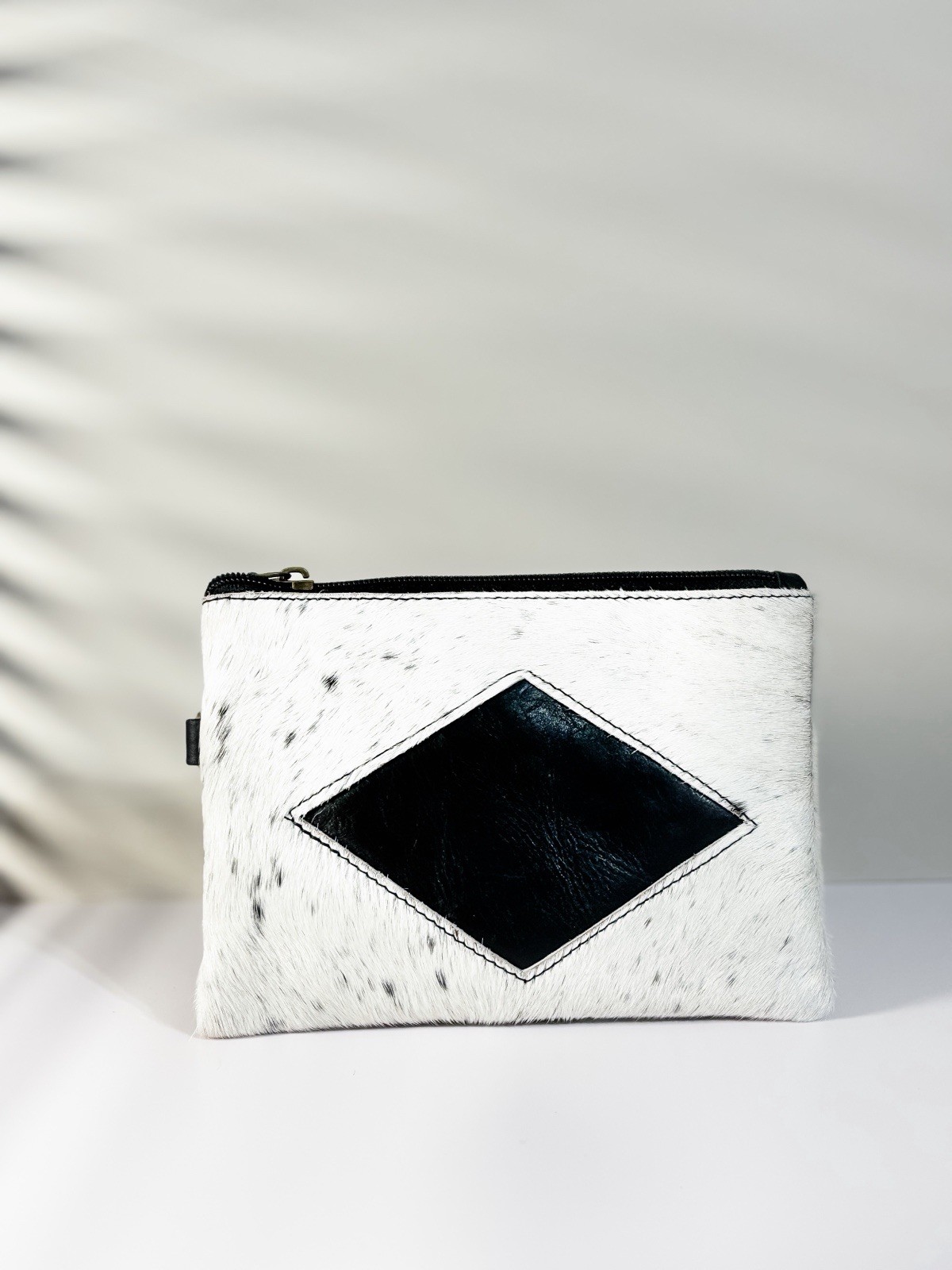 Genuine Cowhide Leather Zipper Pouch Clutch Western Black White
