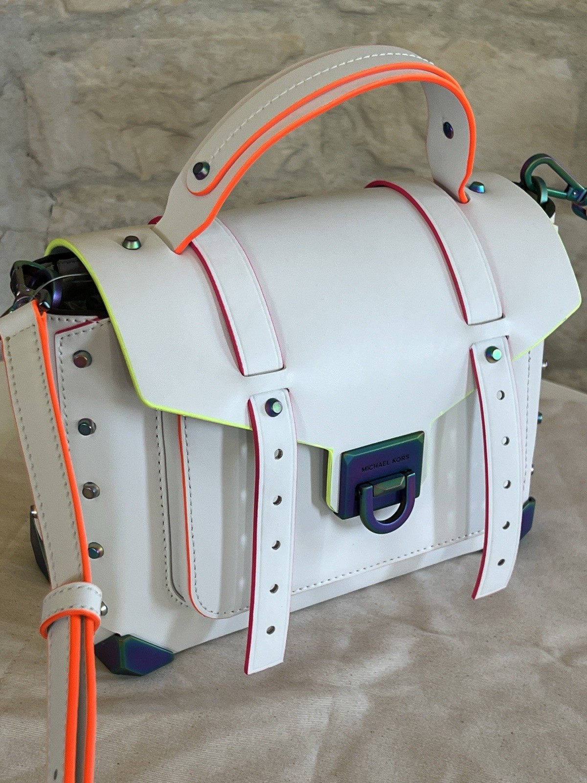 MICHAEL KORS MANHATTAN MEDIUM WHITE NEON CROSSBODY SCHOOL SATCHEL BAG NWT!