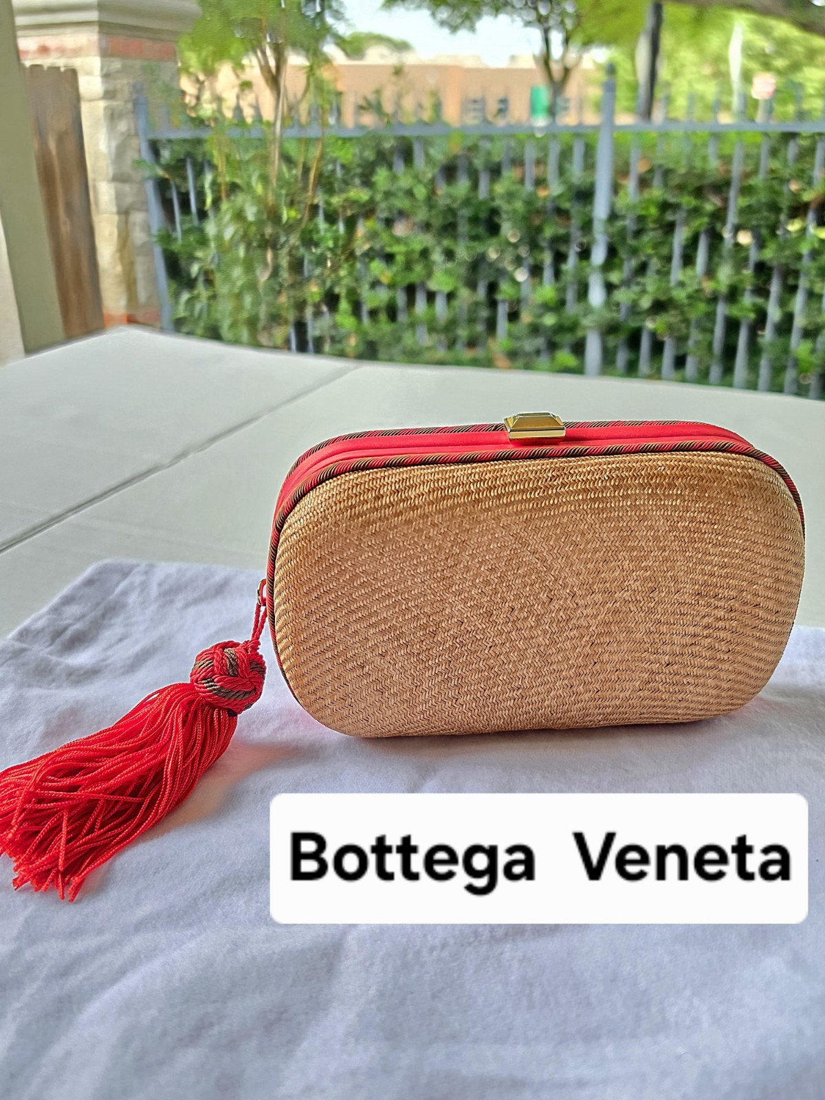 Vintage BOTTEGA VENETA KNOT Silk woven intreciatto Raffia Tassel Clutch bag