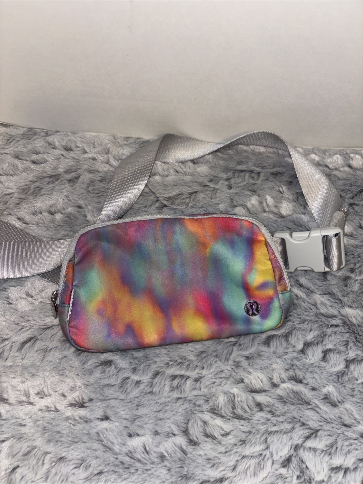 Lululemon Everywhere Belt Bag Prism Wash Multi/Vapor Rainbow