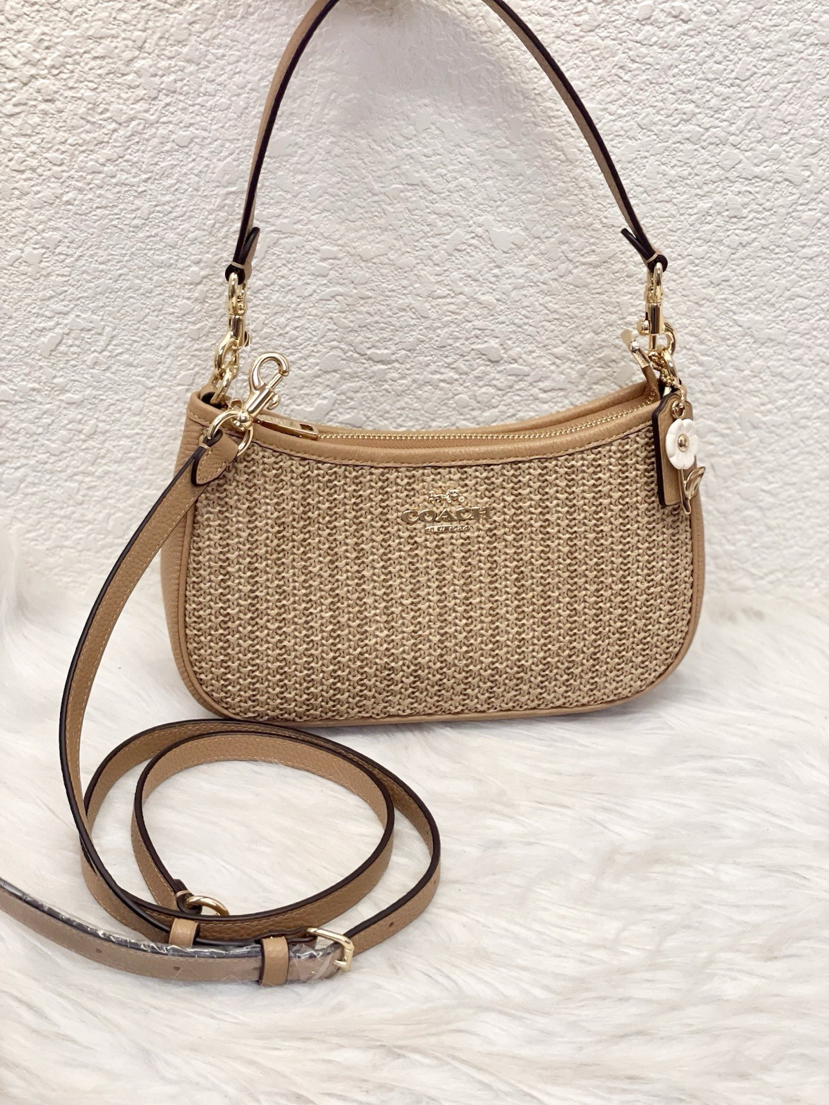 Coach CEC43 Teri Shoulder Bag With Charm straw/Im/Toast Leather NWT