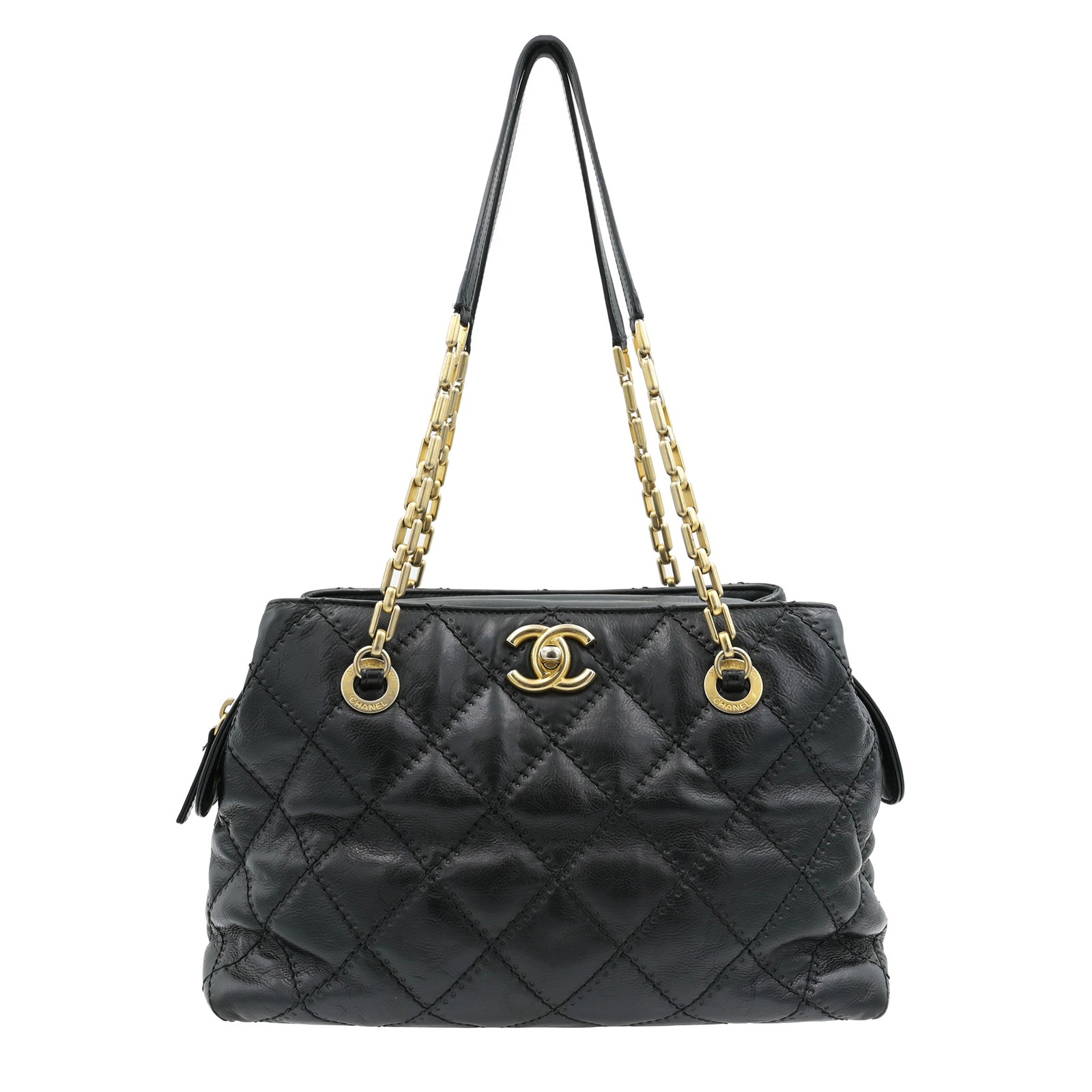 Chanel Medium Retro Chain Tote in Black Quilted Leather w/ CC Turn lock