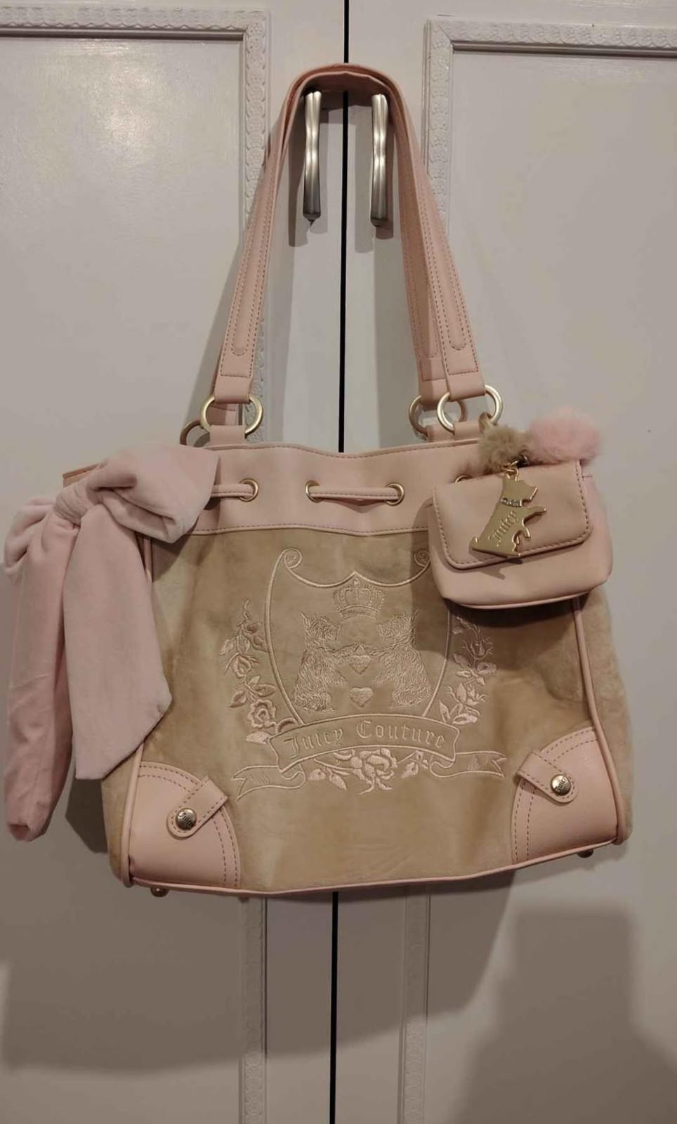 Juicy Couture New Love Chapter Sandstone Light Pink Daydreamer Tote Bag