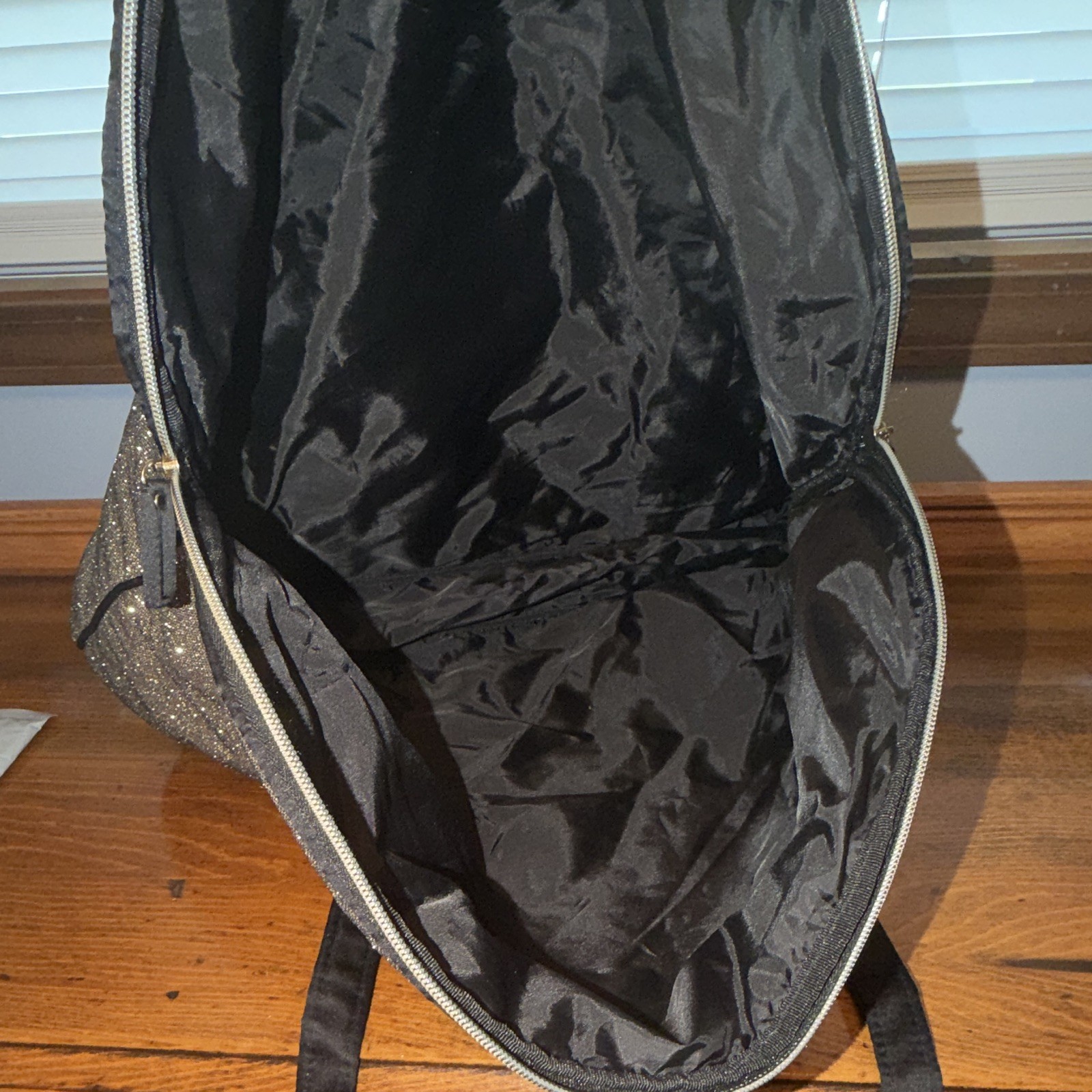 Victoria’s Secret Metallic Gold Glitter Lined Zip Tote, Black Double Handles