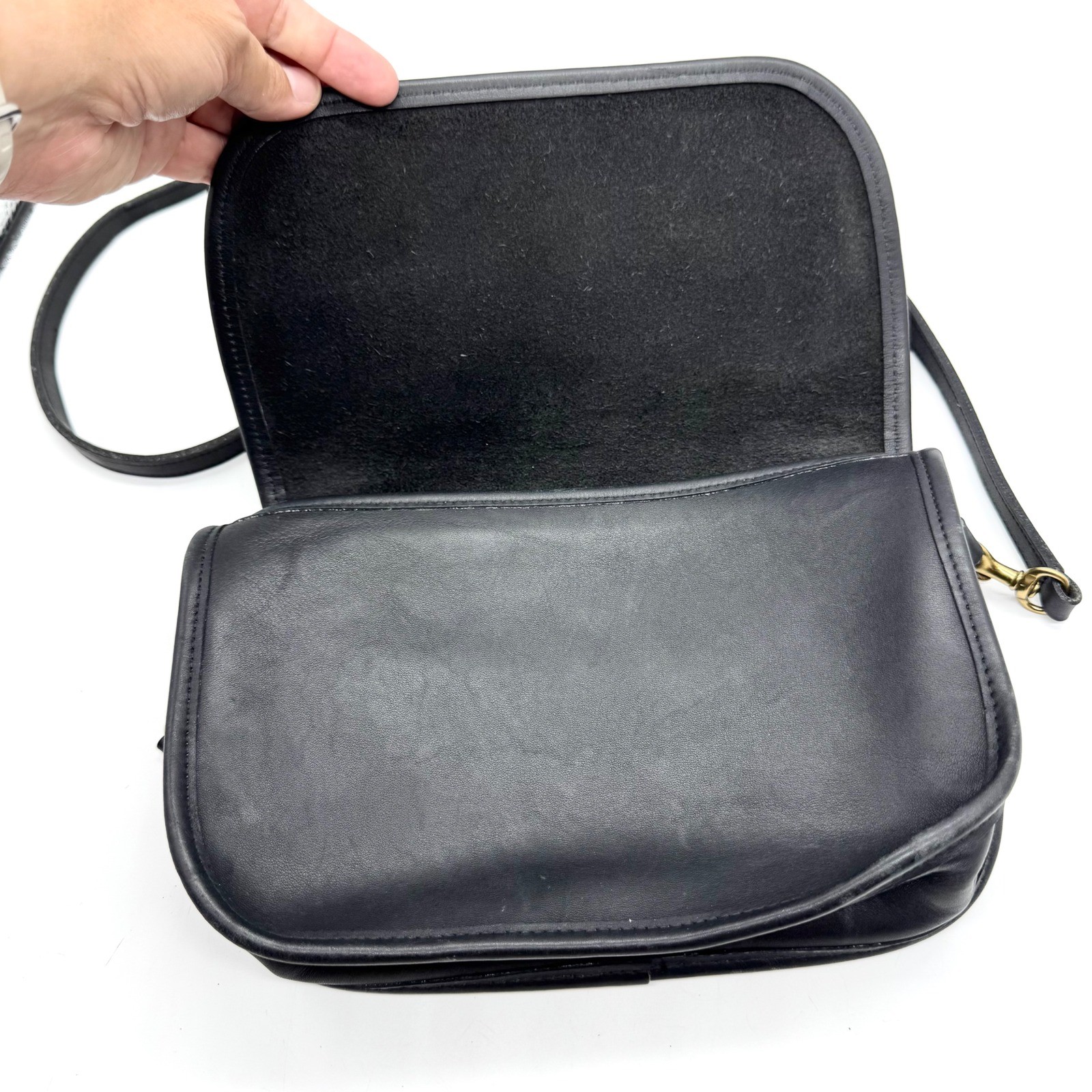 Vintage COACH Ritchie A5D-9937 Made in USA Leather Crossbody Bag Black Classic