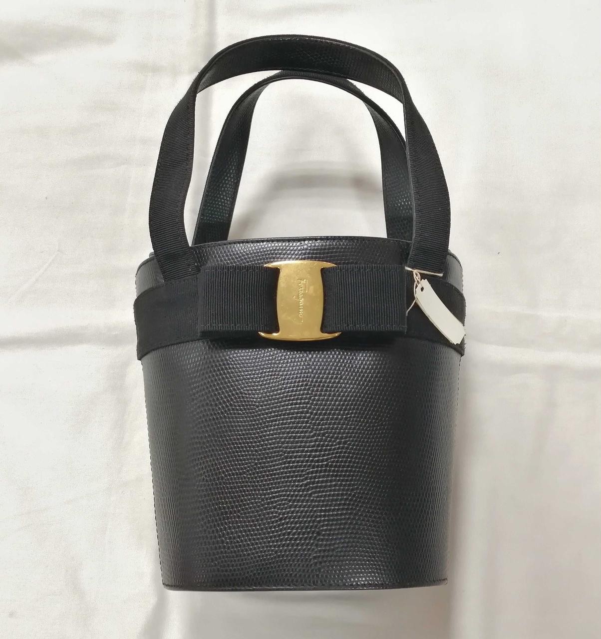 salvatore ferragamo black bucket handbag 6.8 inch