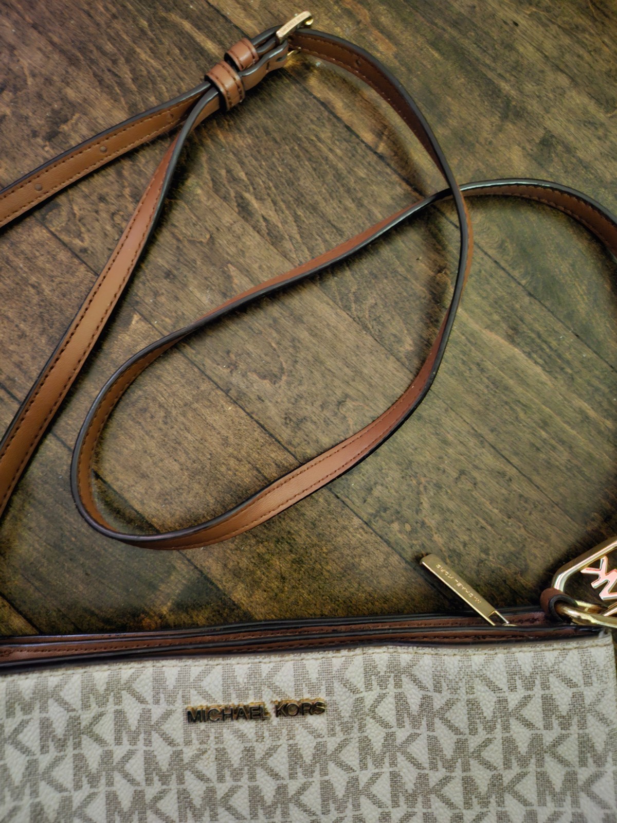 Michael Kors | White Leather MK Monogram & Gold Crossbody Purse Small Travel Bag