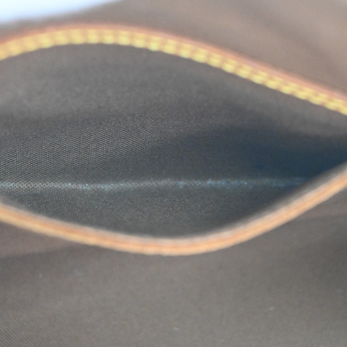 LOUIS VUITTON LV Logo Alma Hand Bag Monogram Leather Brown France M51130 77CB080