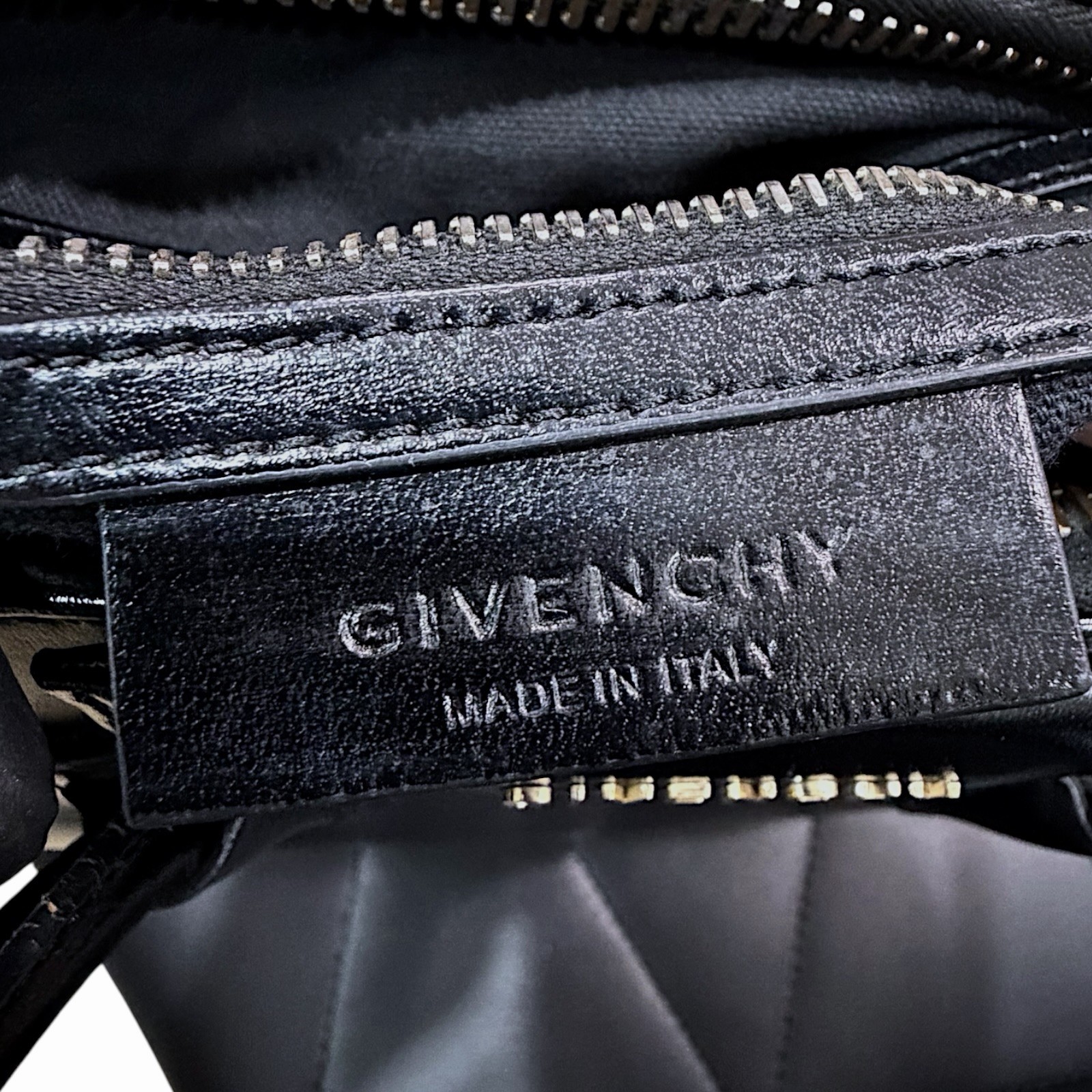 Givenchy Antigona Small Bag In Box Leather Detachable Shoulder Strap
