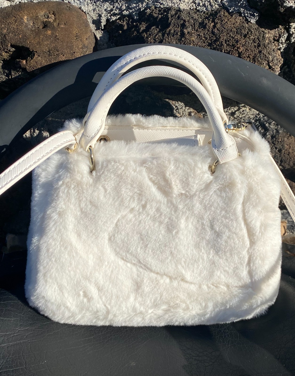 Samantha Thavasa Petit Choice White Faux Fur Mini Handbag Crossbody Bag