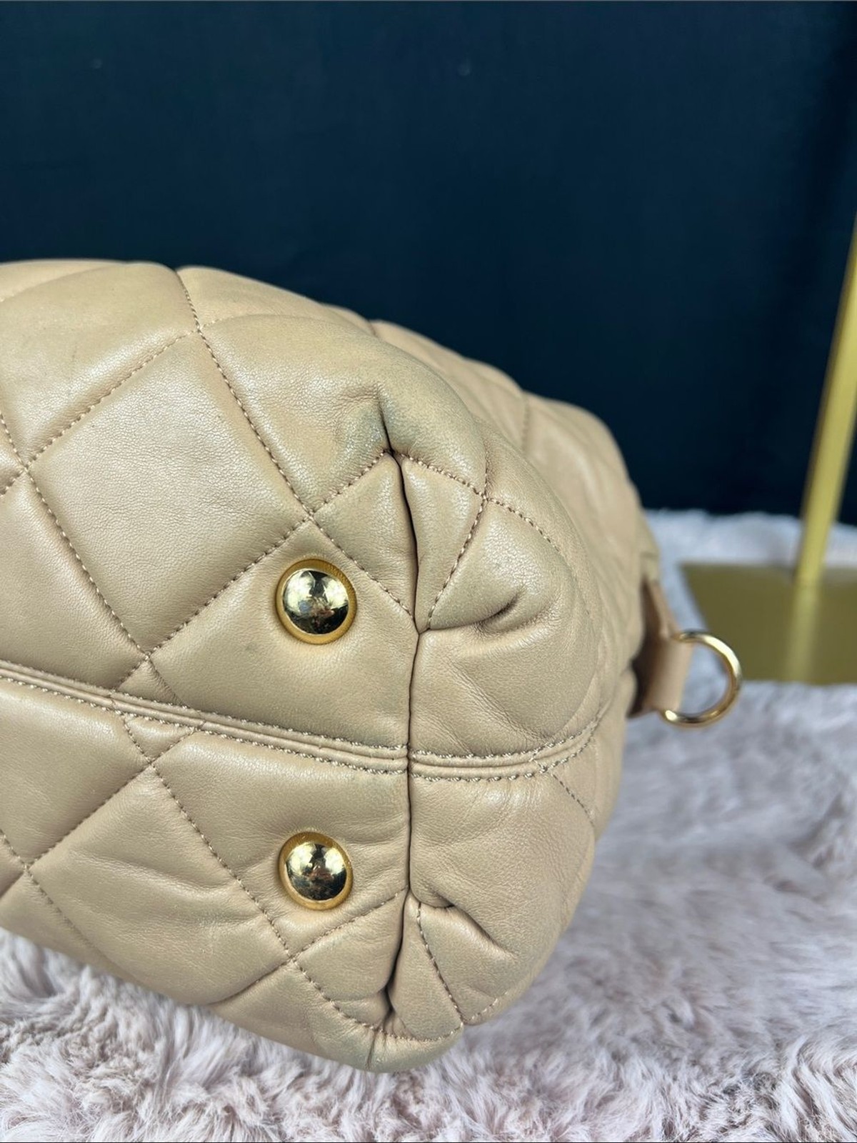 Michael Kors Susannah Large Quilted Lamb Leather Beige Gold Chain Satchel | EUC
