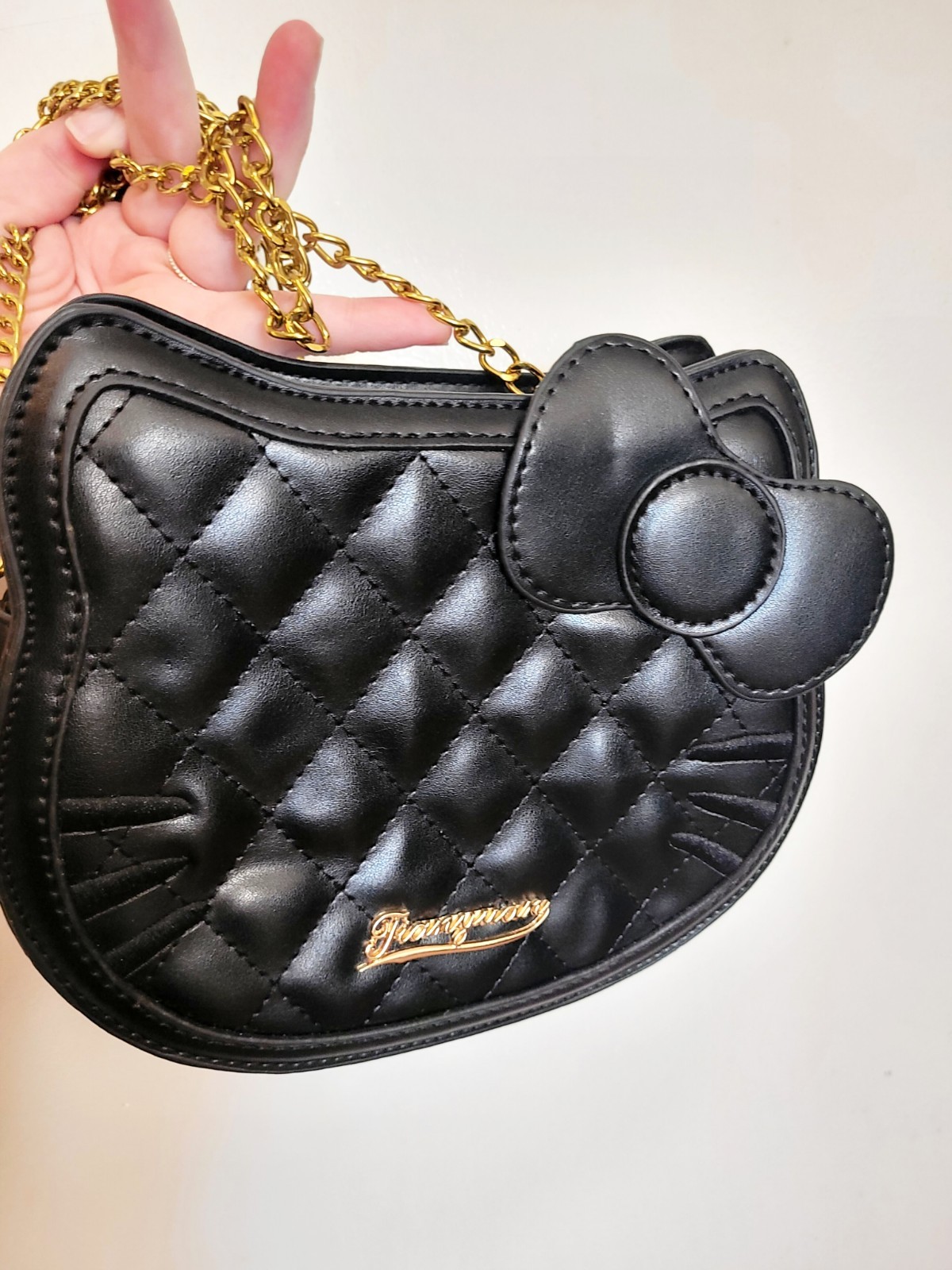 NWOT Hello Kitty Cat Crossbody Purse Gold Chain Bow Bag