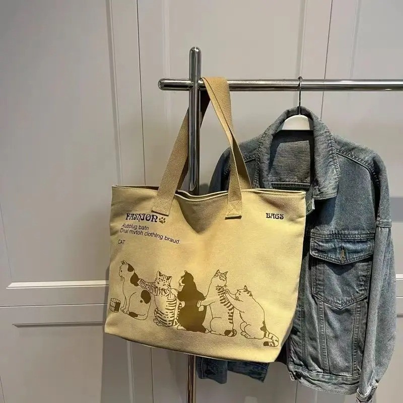 Women’s Canvas Tote Bag Fashionable Spacious Durable Shoulder Bag with Zipper
