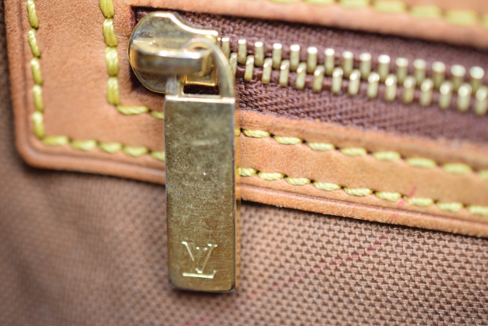 Auth Louis Vuitton Trotteur Crossbody Bag Monogram Canvas M51240 LV 49309