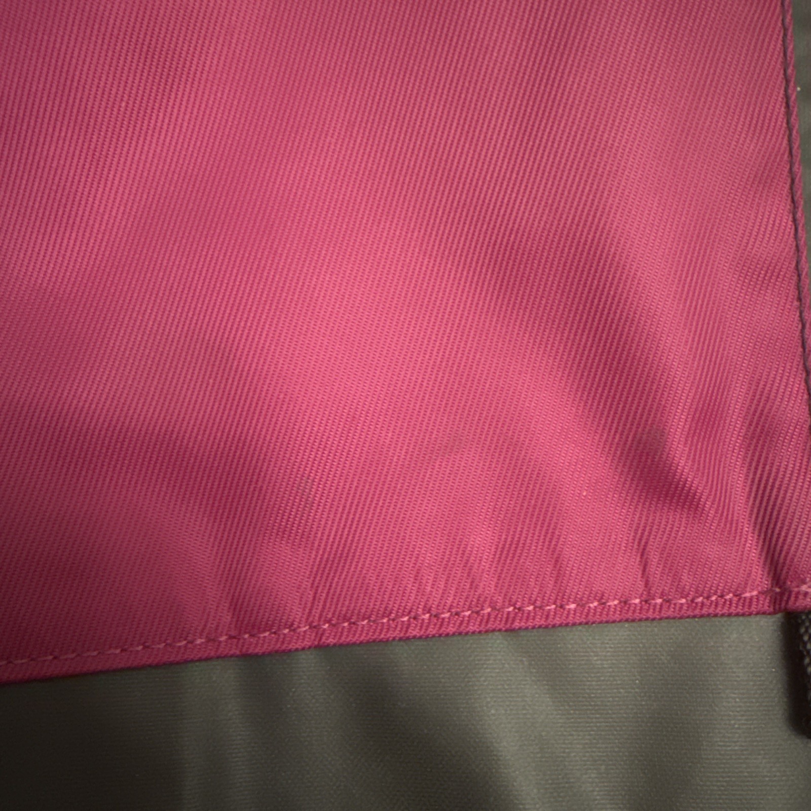The North Face Messenger Bag Cadene Pink Black Nylon Crossbody Womens