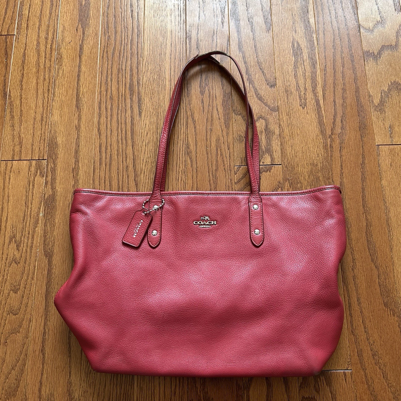 COACH Red Leather Tote Bag All Leather Large Capacity Authentic Vintage