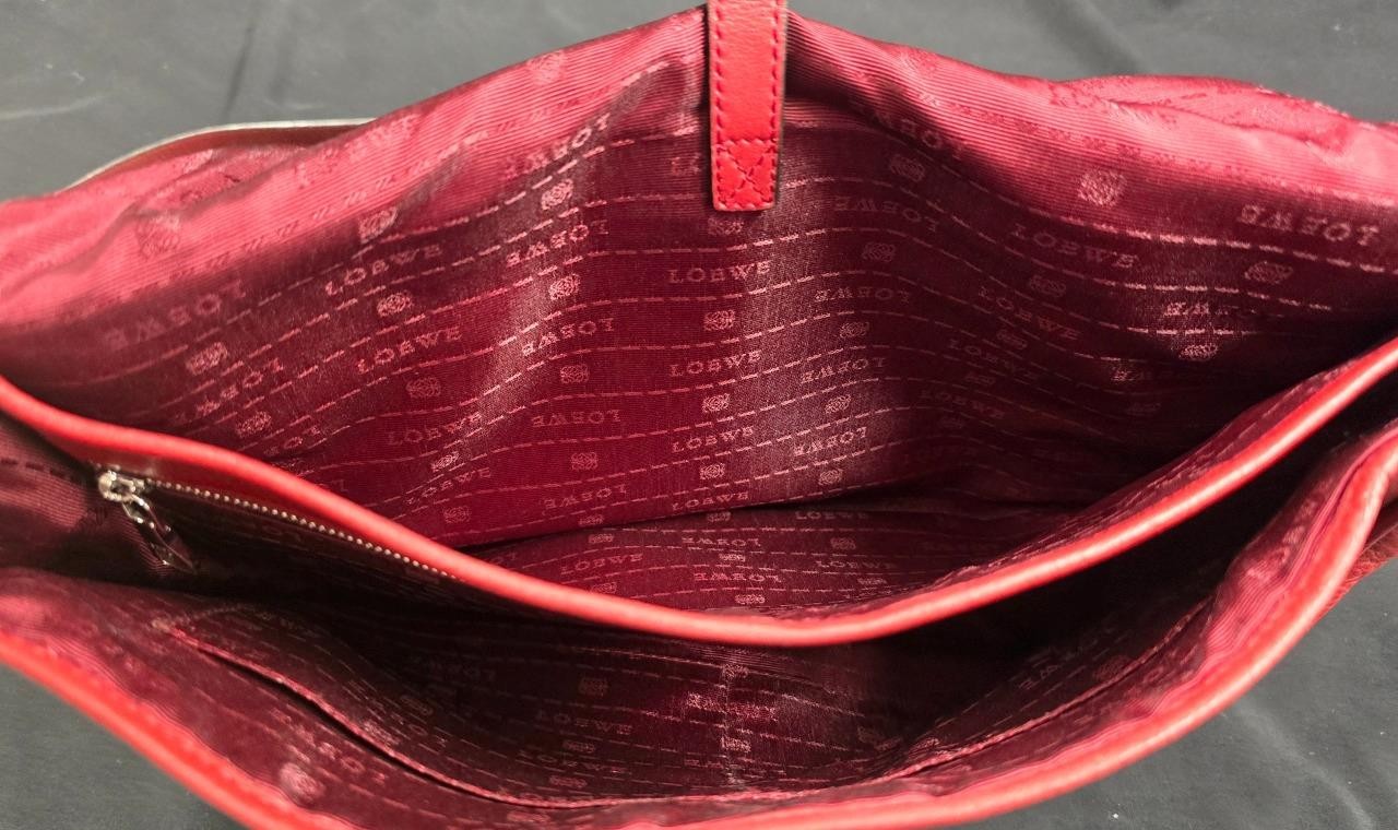 New Loewe Heritage Leather Shoulder Bag, Red 13in x 9in x 2.5in, w/Keys, Vintage