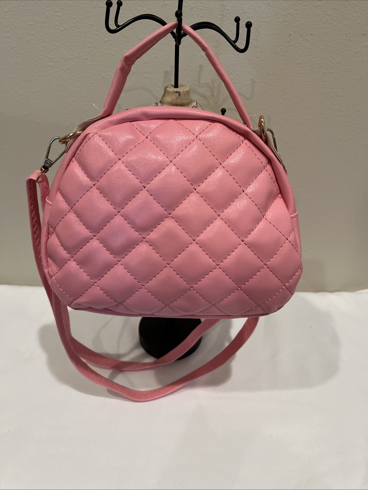 Girl’s Waffle Stiched Pink Purse 6” x 8”