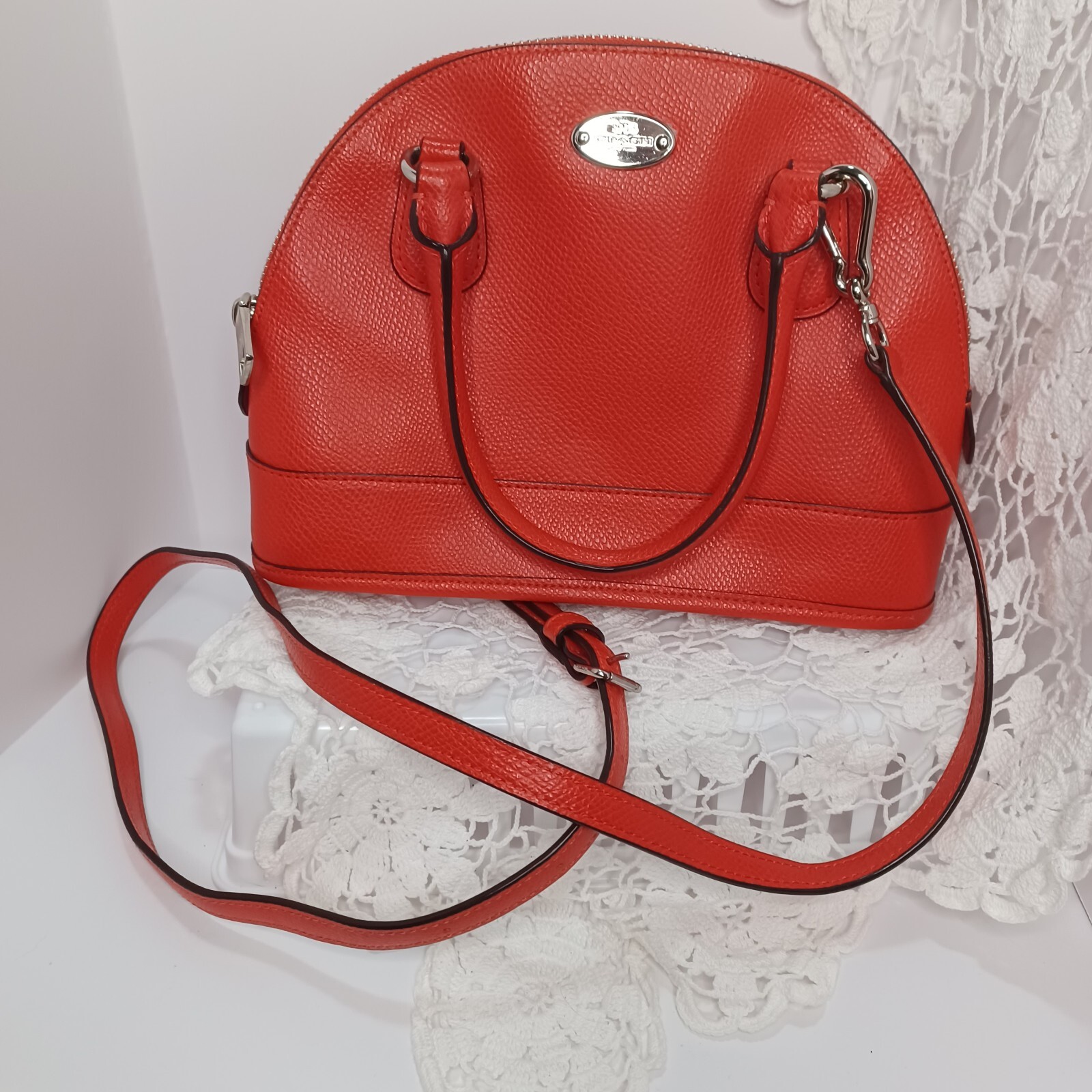 Vintage Coach Redish or Oange Mimi Satchel crossbody purse