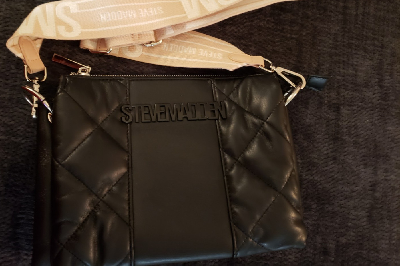 Steve Madden Black Quilted Wide (original strap missing) NEW