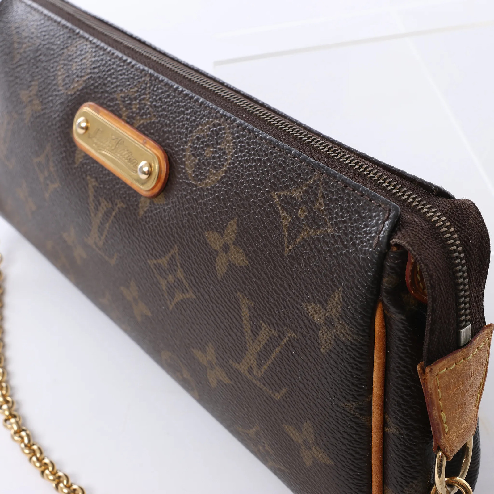 Louis Vuitton Eva Monogram Canvas Handbag in Brown M95567