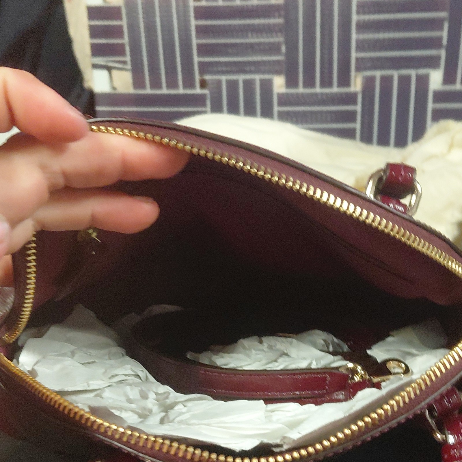 Coach Burgundy Small Zip-Top Satchel Top Handle Gold Hardware Hang Tag