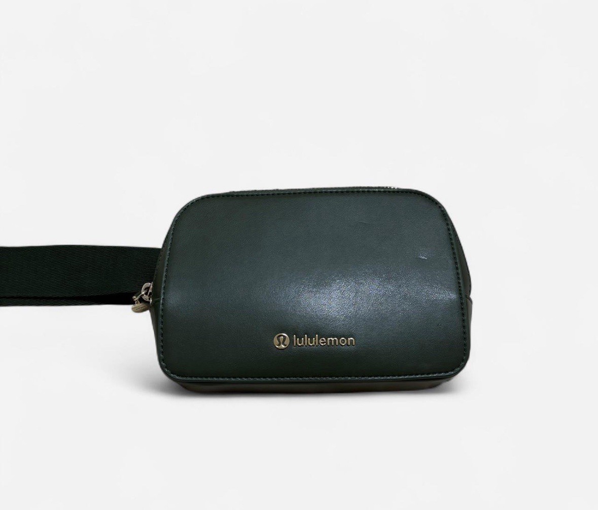 Lululemon Everywhere Belt Bag NWT 1L Cactus 🌵 Leather * No dust bag