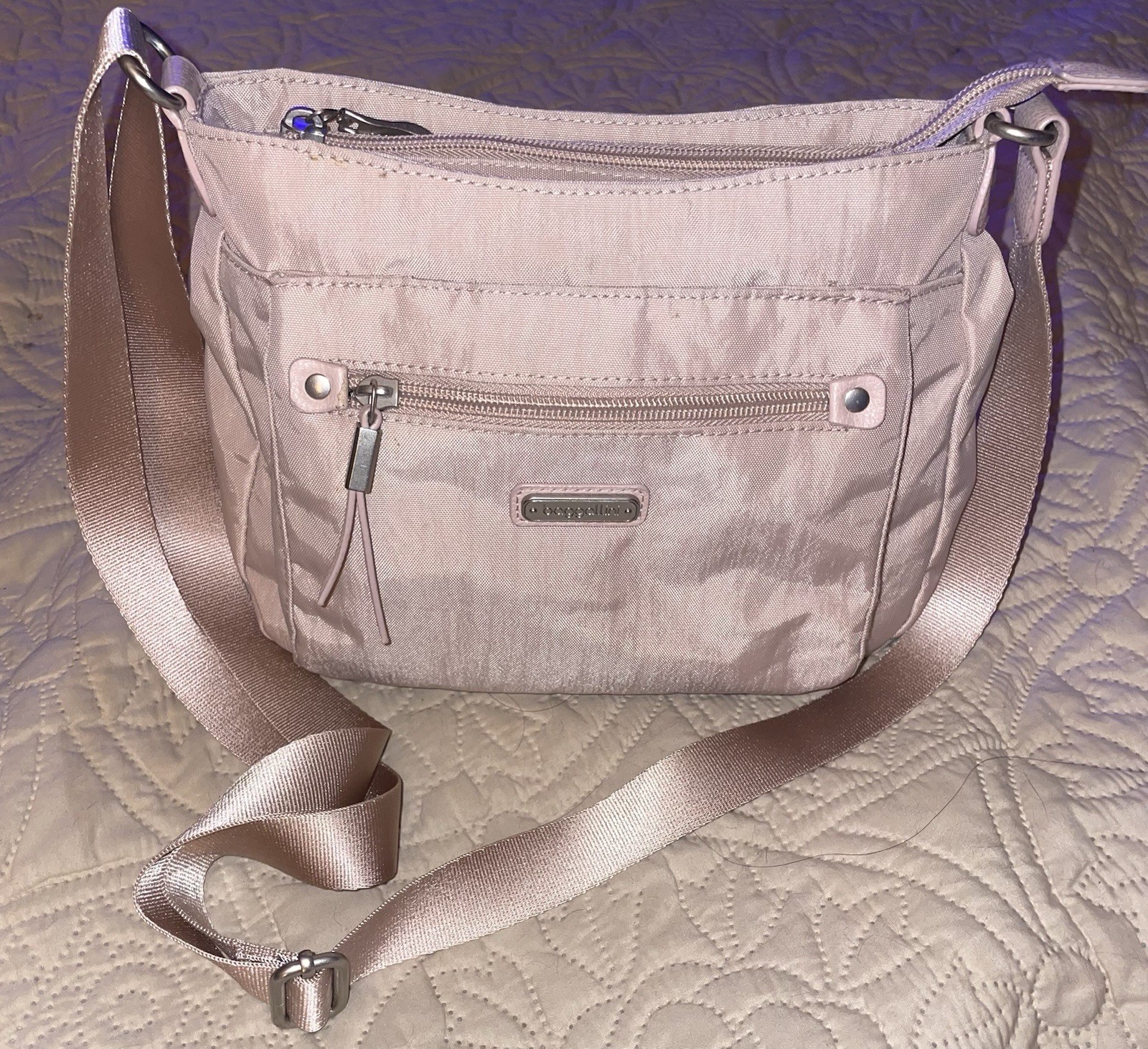 Baggallini Uptown Bag Crossbody, Phone Pocket, Medium, RFID, Color Pinky Beige