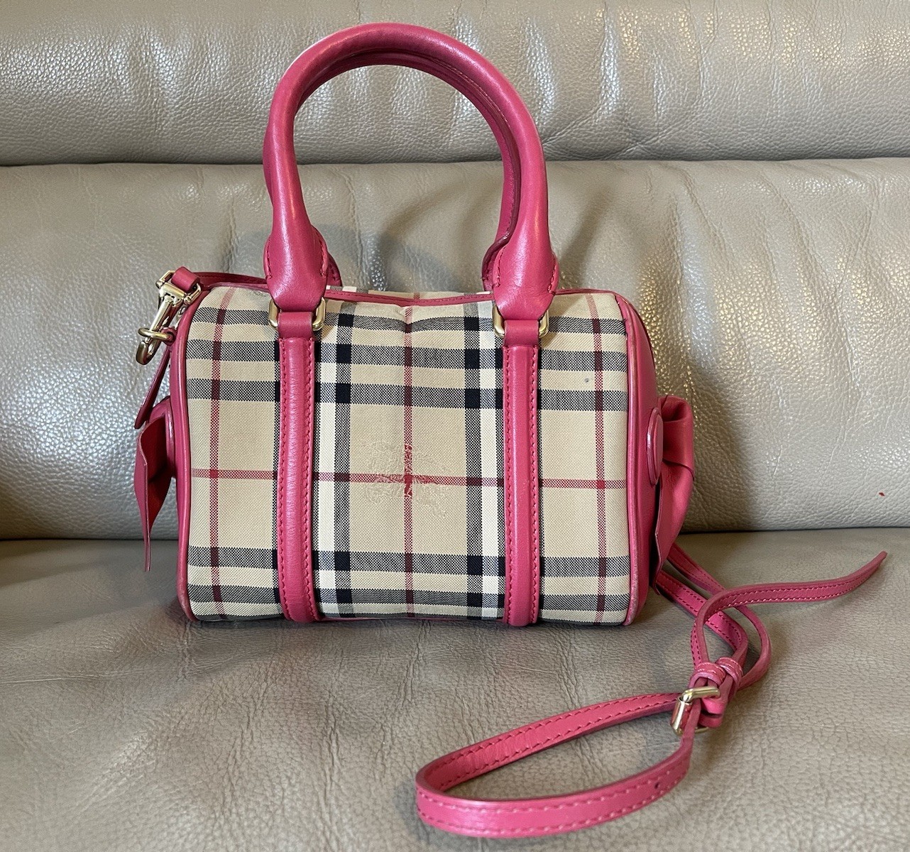 Auth Burberry Alchester Horseferry Check Small Crimson Leather Bow Bag