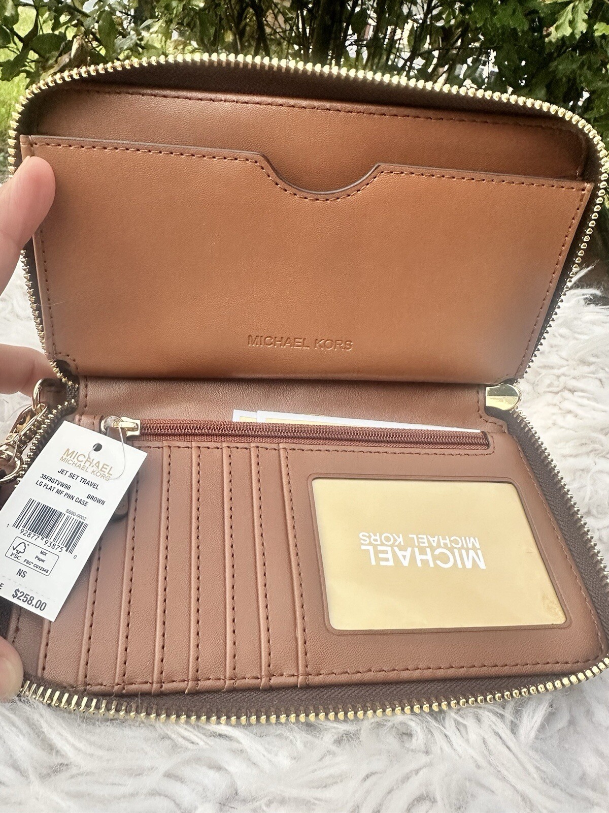 Michael Kors Jet Set Travel Large Flat Phone Case Zip Around Wallet Brown Leathe