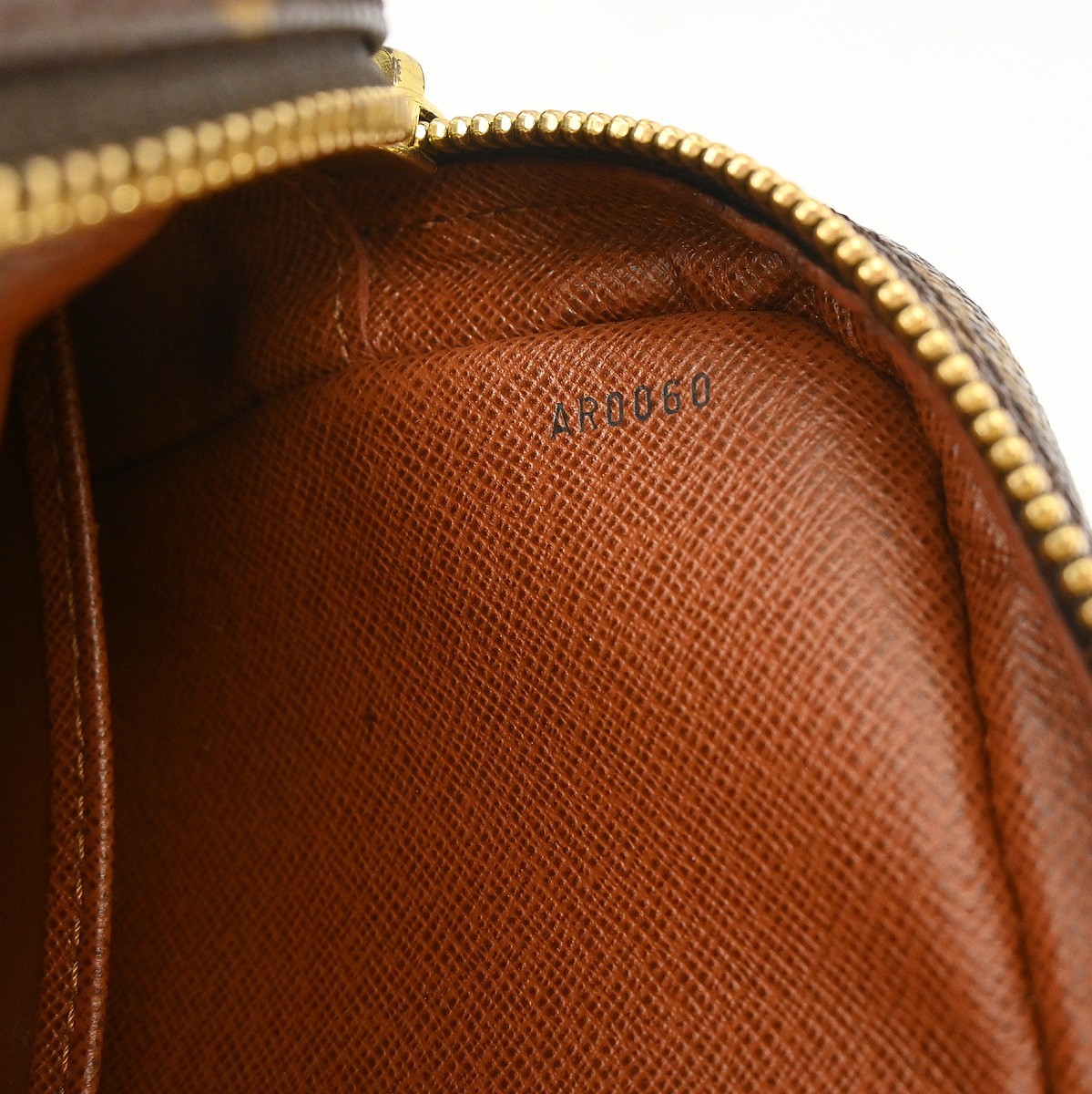 Best04 LOUIS VUITTON DANUBE SHOULDER BAG MONOGRAM M45266 AR0060 RQ03262