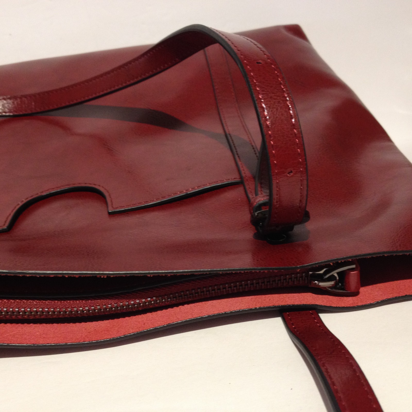 S Zone Dark Red Leather Shoulder Bag Purse Laptop Tote Classic Preppy