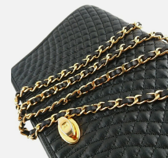 BALLY Shoulder Bag Black Lambskin Leather Size: W:9.4 × H:5.9 in. Made in Italy