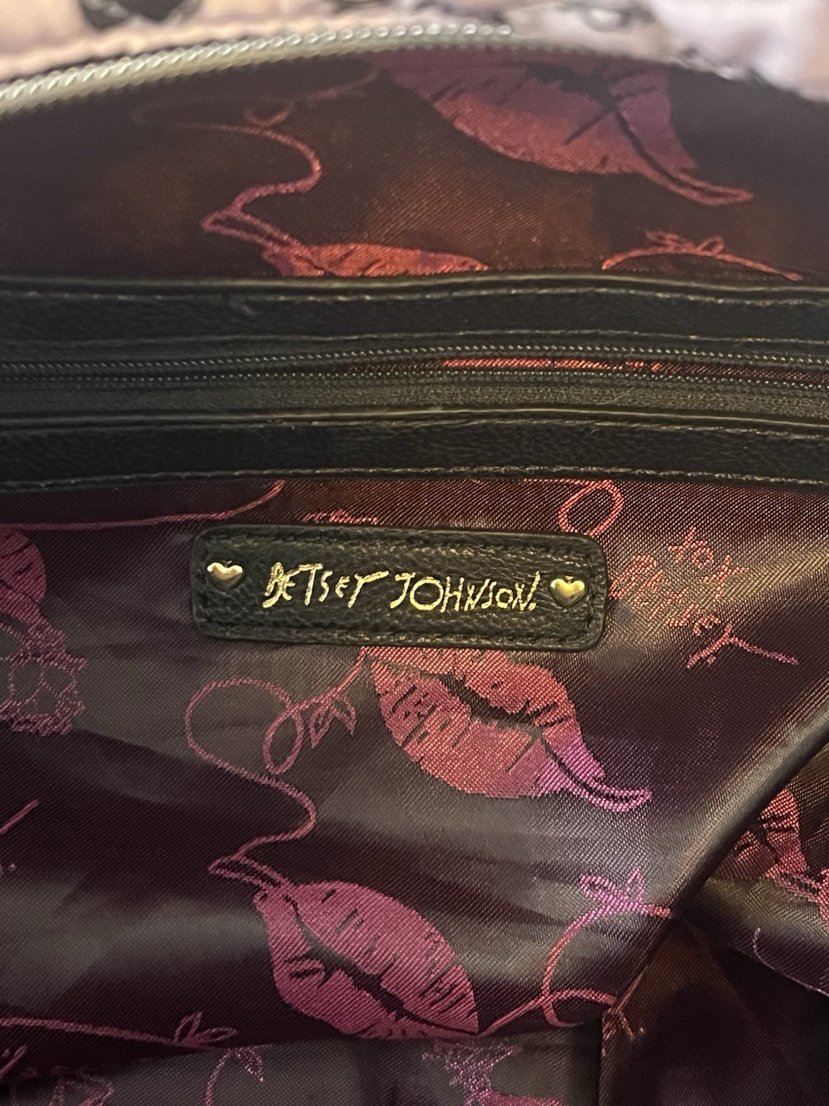 Betsey Johnson Weekender Duffle Carry-on Bag Quilted Pink Black Logo Bow NOstrap