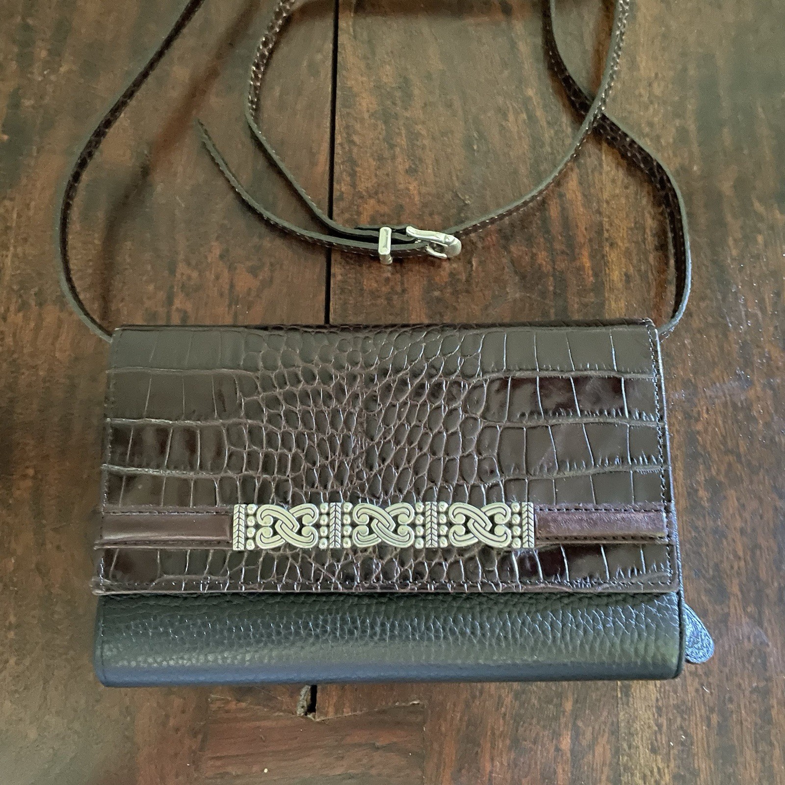 Brighton Black/Brown Purse Crossbody Crocodile Silver Detail Front Flap CC Slots