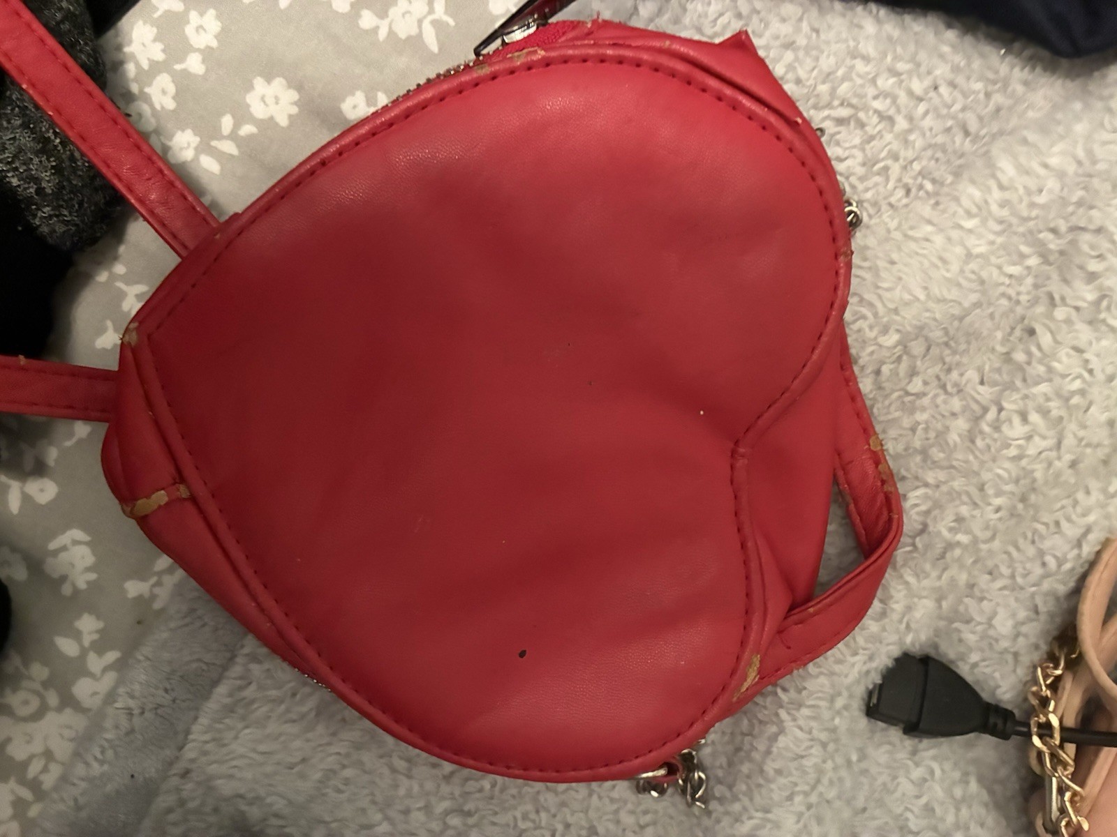 Claire’s Red Heart Shaped Crossbody Bag Zip Closure Detachable Strap Silver