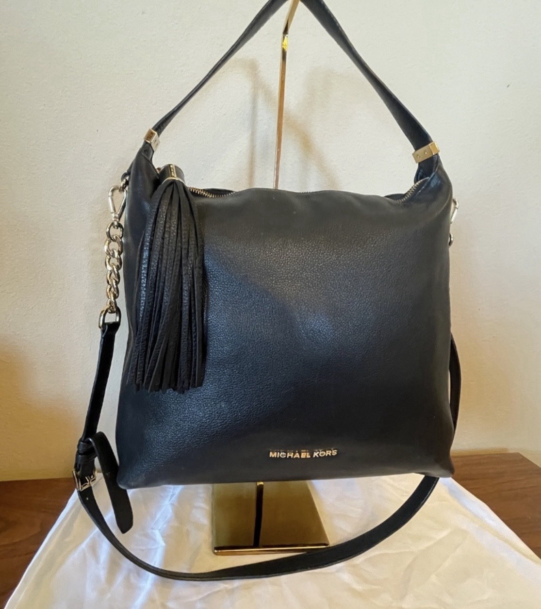 NWOT MICHAEL KORS WESTON TOP ZIP HOBO SHOULDER/CROSSBODY BLK W GOLD DETAIL 349$
