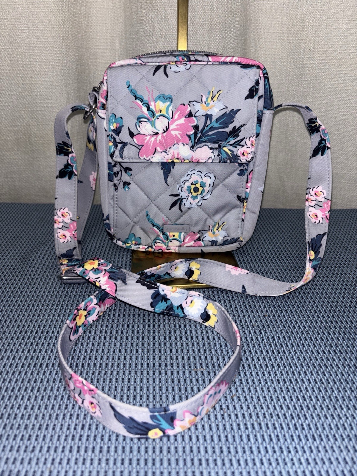 Vera Bradley Small Crossbody Parisian Bouquet Hipster Bag Gray Pink