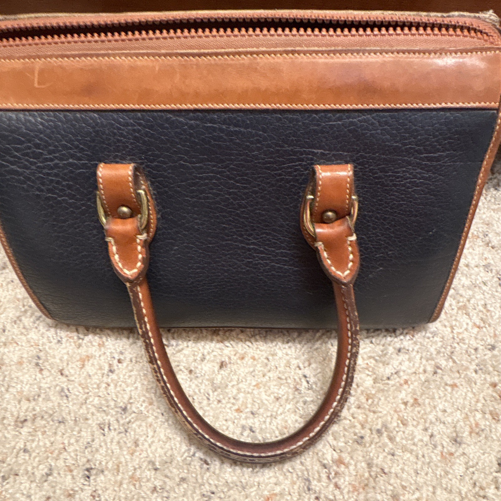 Vintge Dooney & Bourke Navy Pebbled Satchel Top Handle Bag Zip, Detachable Strap