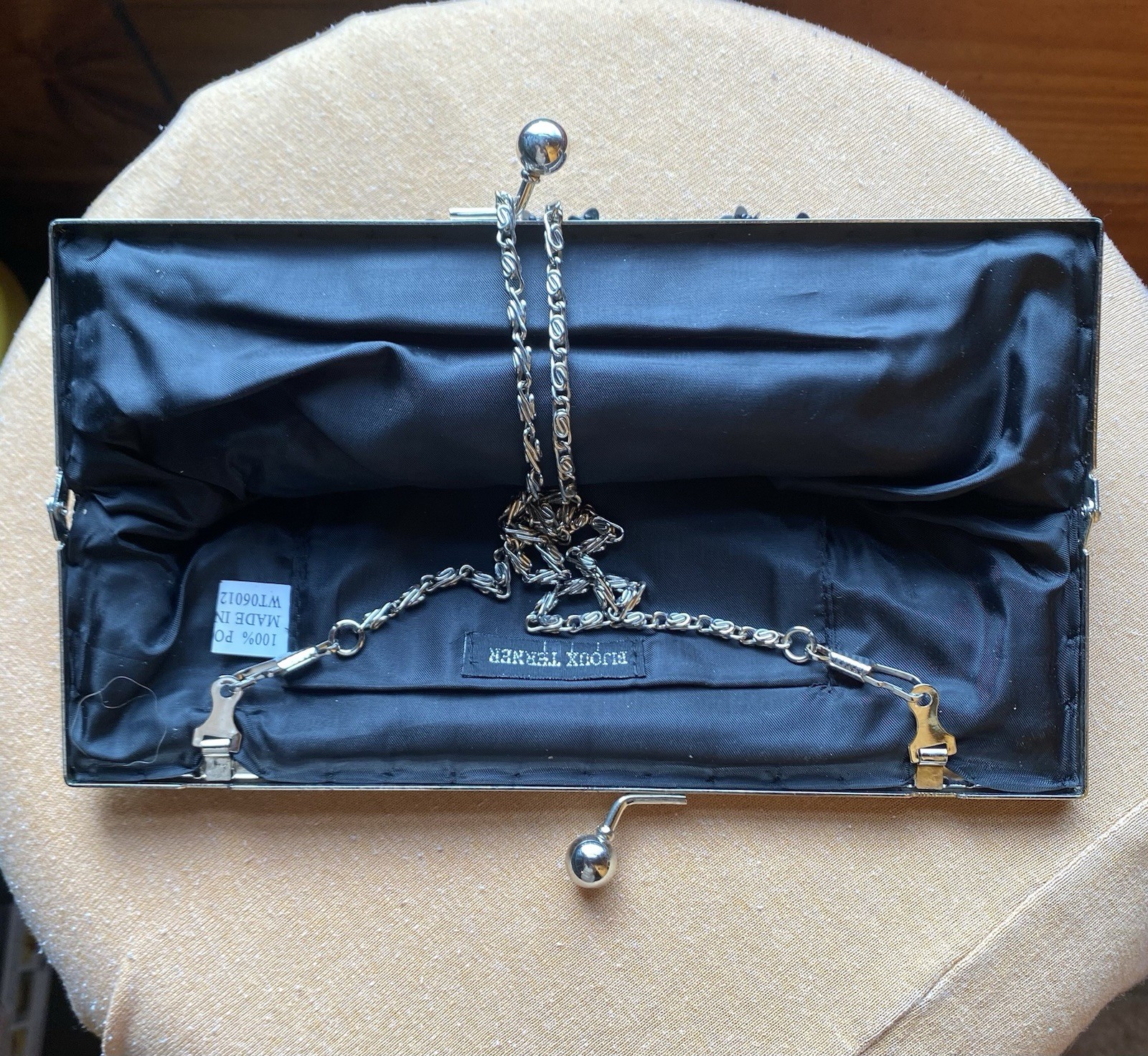 Bijoux Terner Black Beaded Sequin Floral Clutch Kiss Lock w/ Silver Chain Strap