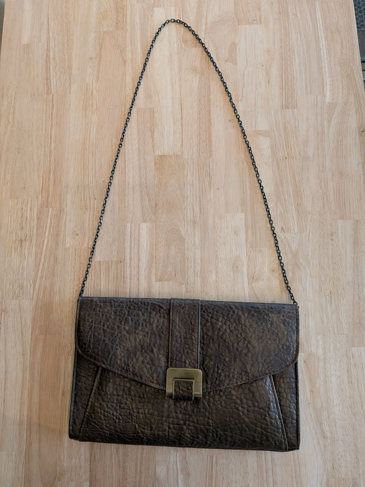 Urban Expressions CLASSY Envelope Handbag, Chain Strap, Functional Size, Design