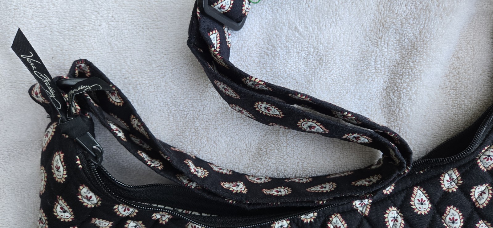 Vera Bradley Classic Black Floral Cargo Sling NWT Retired Pattern
